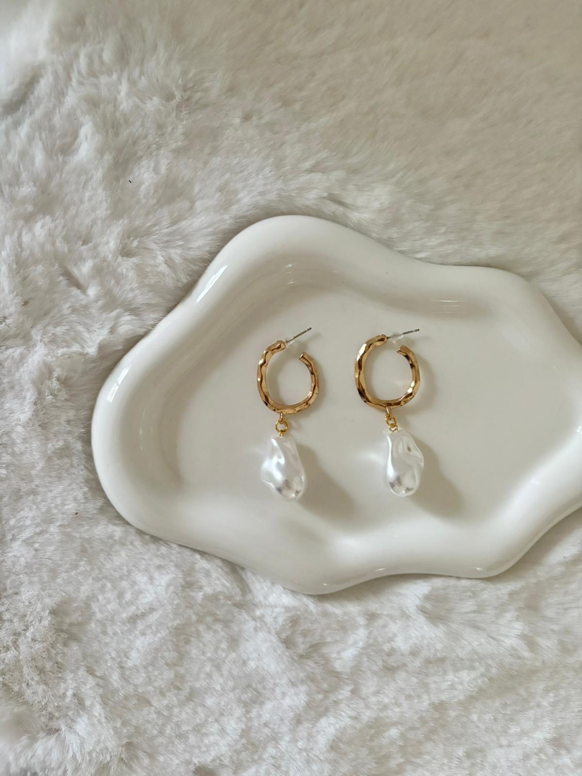 BOUCLE D'OREILLE NACRÉE