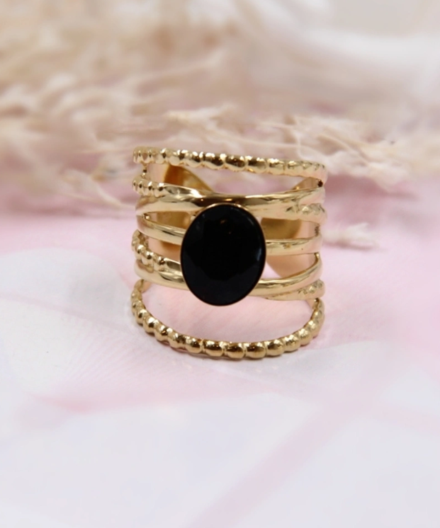 Bague pierre noir et anneaux